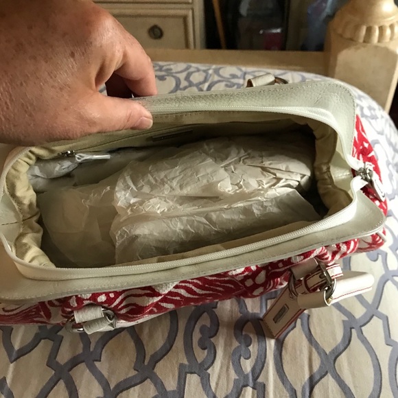 Italian Handbag - Picture 5 of 5